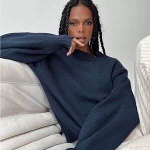 HARMONY BALLOON SLEEVE KNIT
SWEATER NAVY